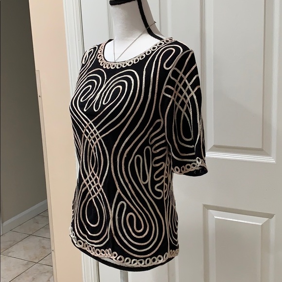 CLEARANCE Lauren Michelle embroidered top sz M/L - Picture 2 of 8